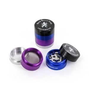 Coloured Metal Grinder (4 parts) Coloured Metal Grinder (4 parts)